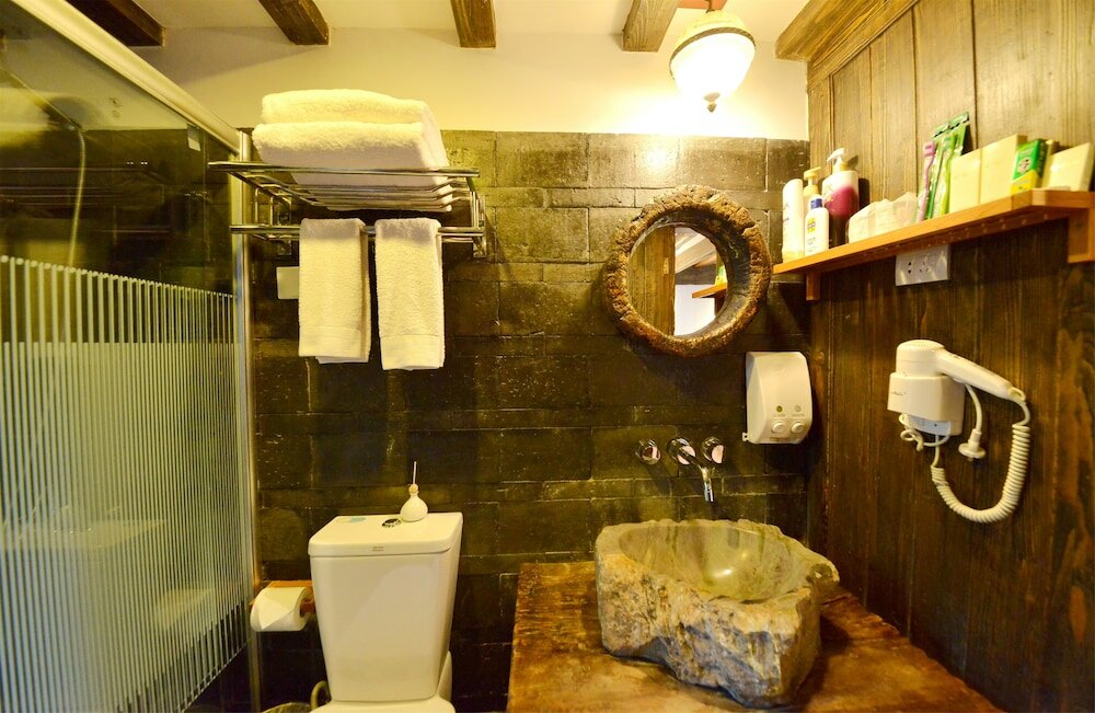 Фото Lijiang Shuhe Youyiju Private Club