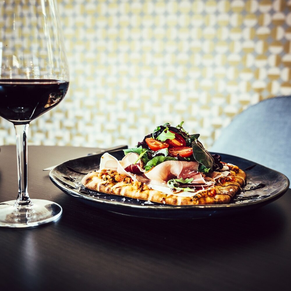 Фото Boutique Hotel Charley's