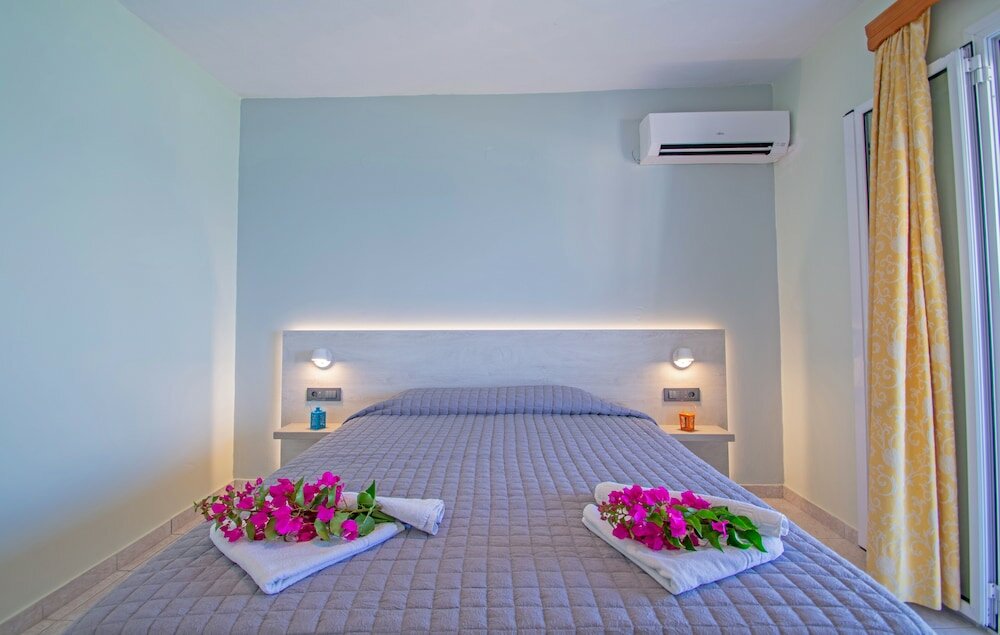 Фото Baywatch Apartments