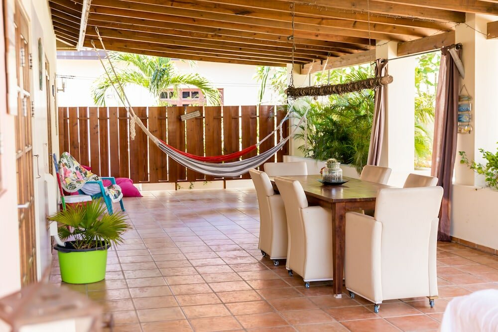 Фото Little Jungle Apartments Aruba