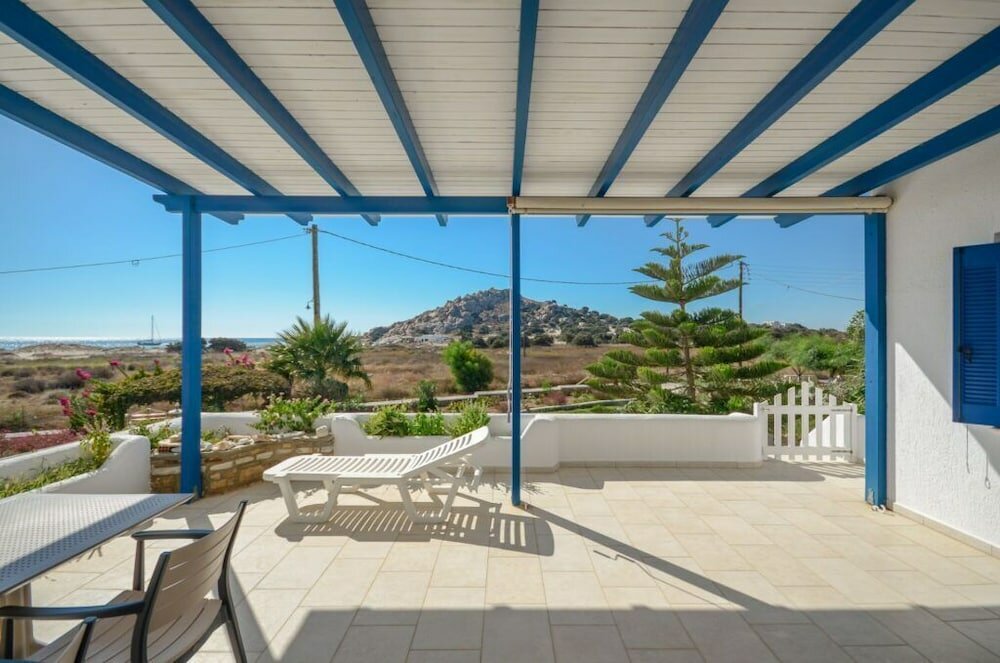 Фото Crystal Naxos 2 Apartments at Mikri Vigla