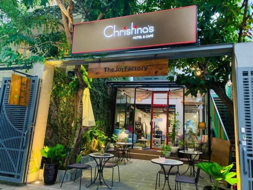 Фото отеля 1