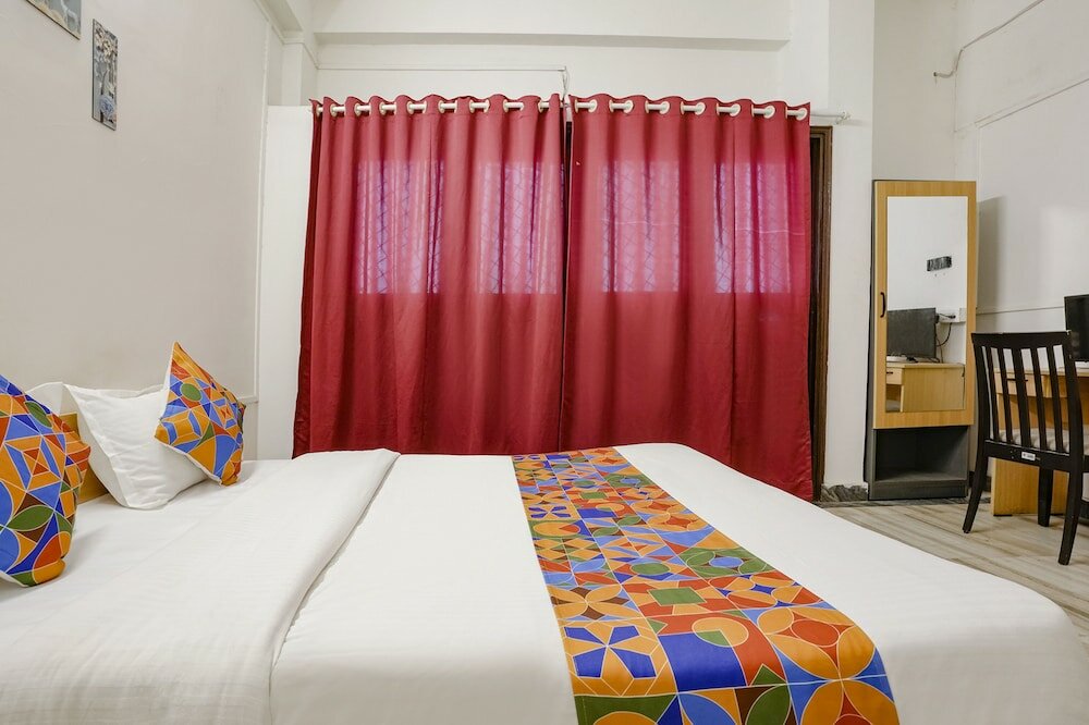 Фото Fabhotel Saubhagya Inn