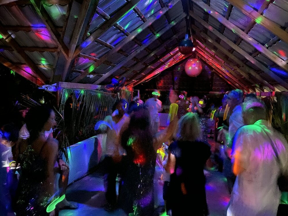 Фото Ocean Beach Inn - Maldives