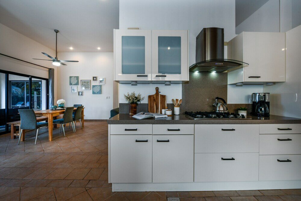 Фото New Gorgeous Listing With Hot Tub& Golf Course View! in Tierra del Sol!