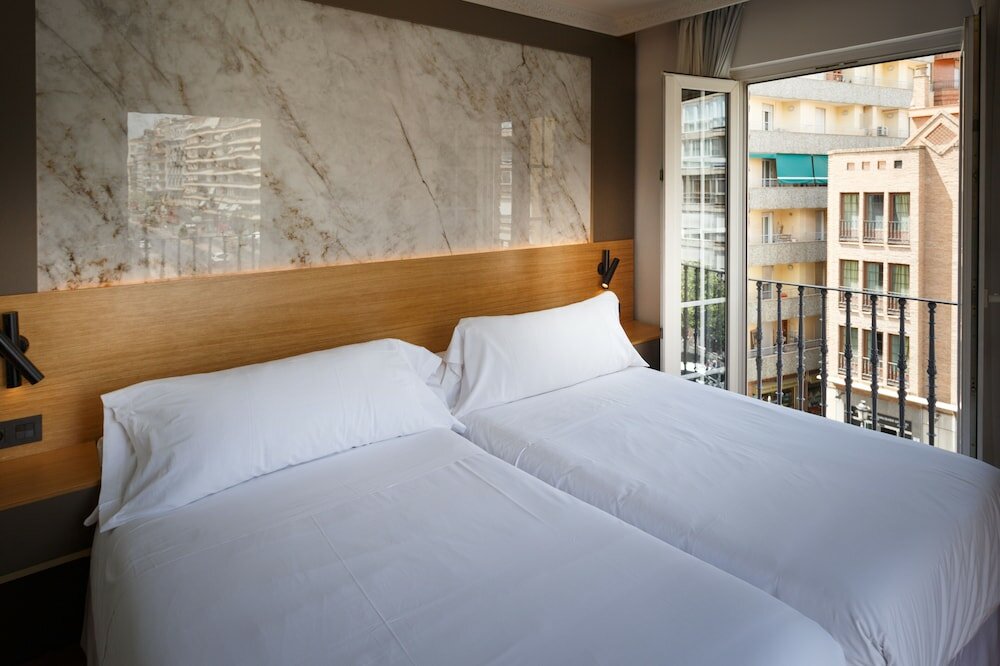 Фото Dauro Hotel