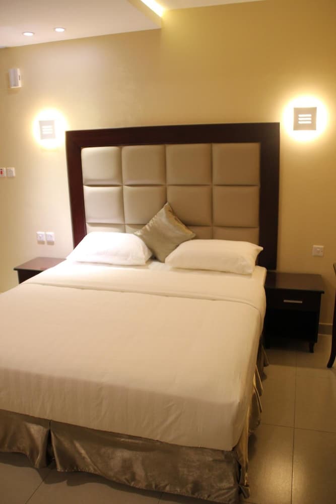 Фото Marahel Kharj Aparthotel 3