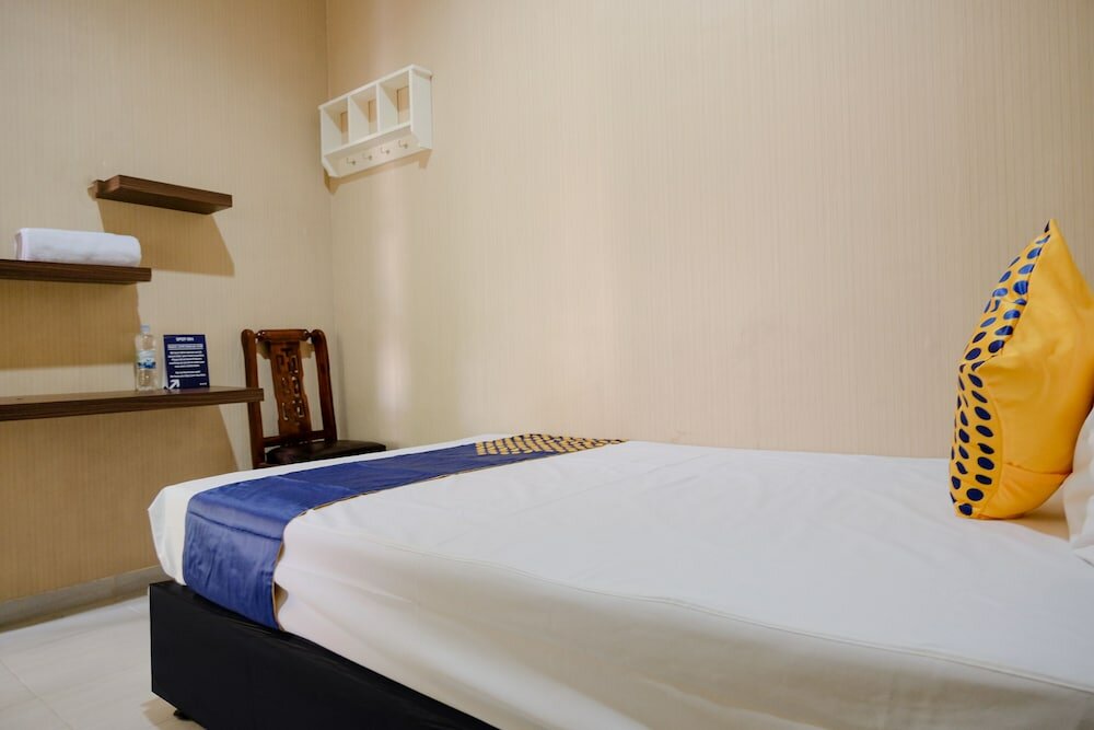 Фото Spot On 1878 Griya Bunda Family