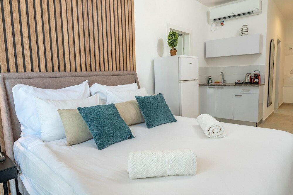 Фото Hi - Yam SeaView Apartments & Suites