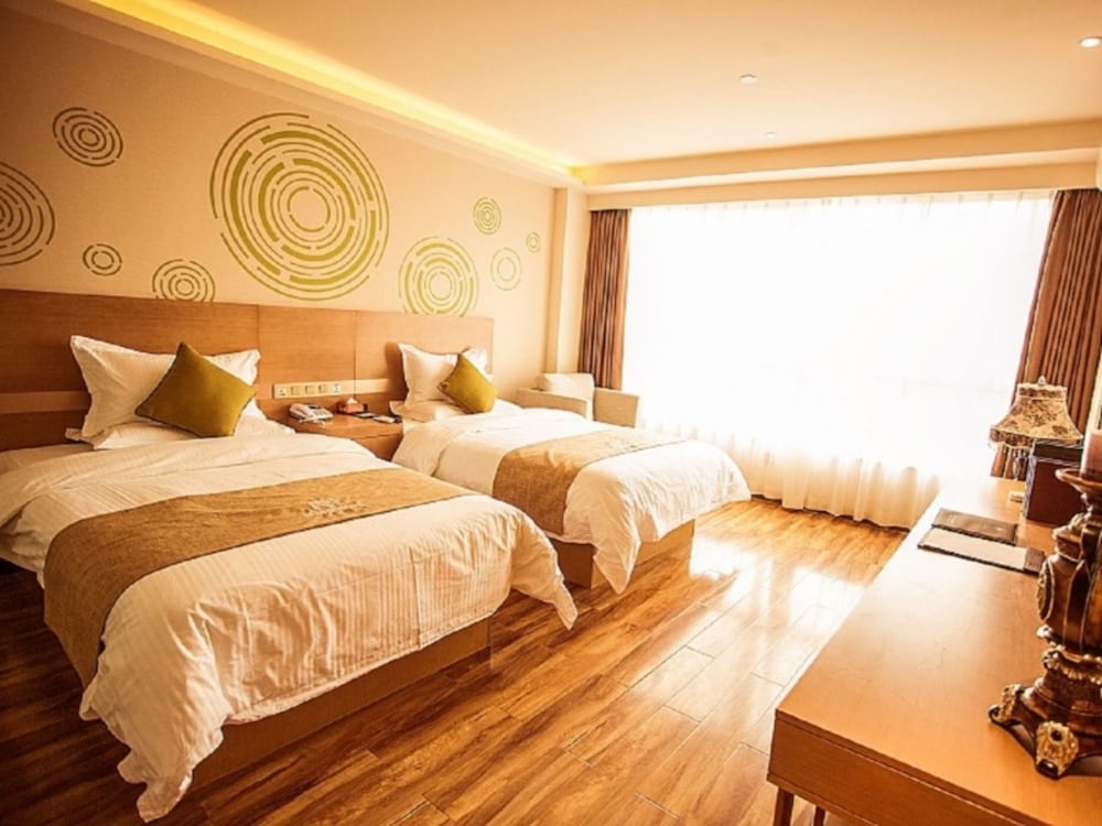 Фото GreenTree Inn XiAn Giant Wild Gooseberry Furong Garden Exhibition Center Business Hotel