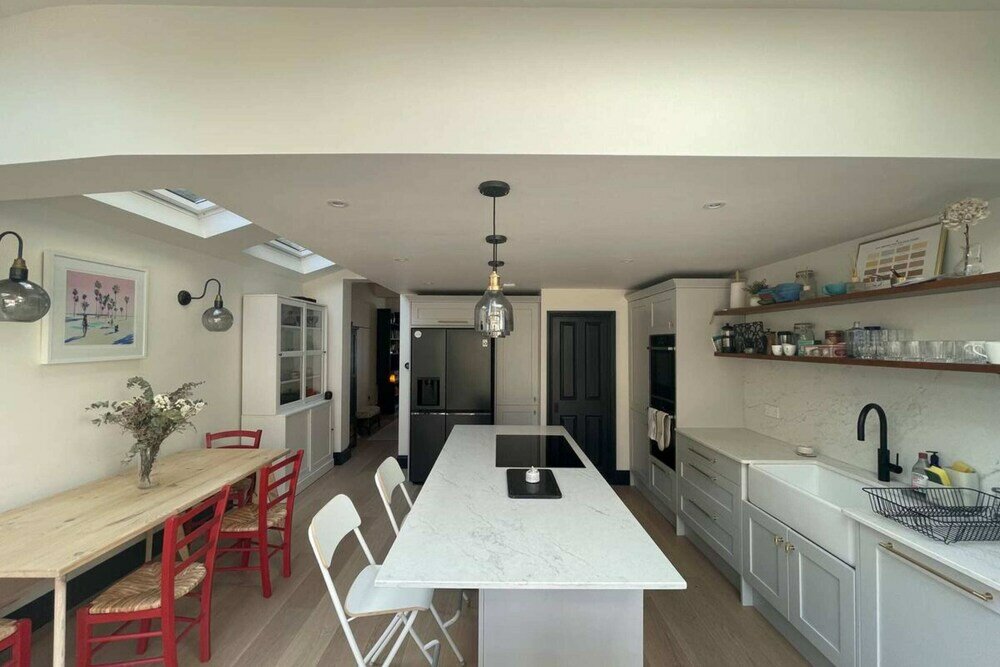 Фото Stylish 3bd House With Private Garden - Tooting