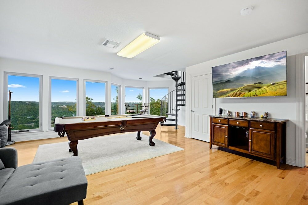 Фото Hillside Infinity Pool Retreat