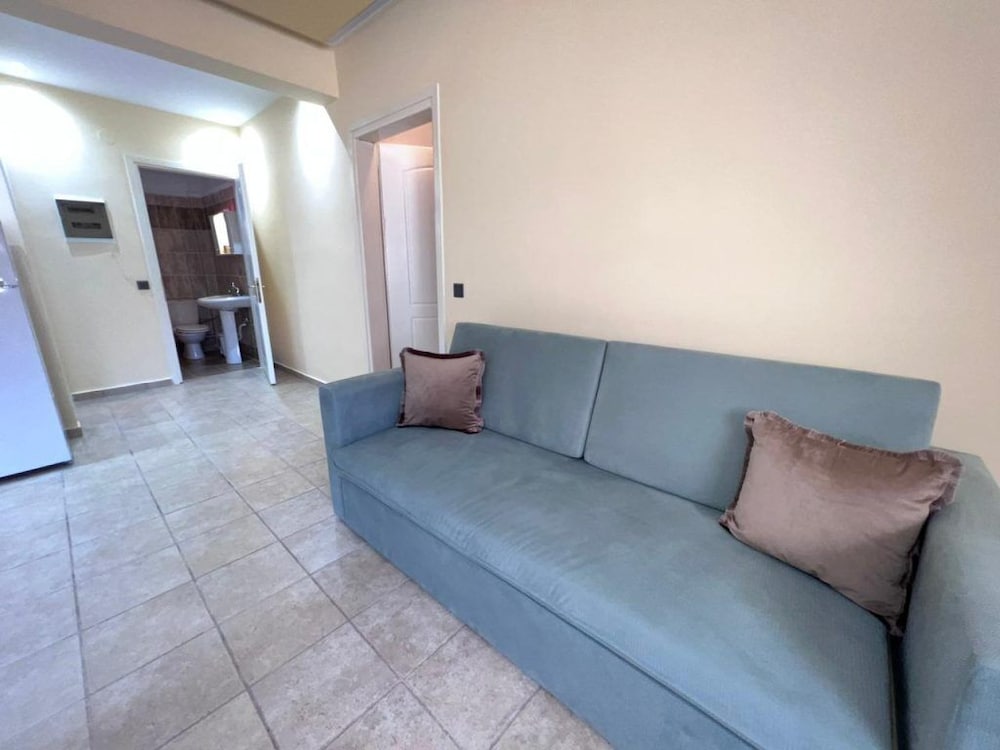 Фото Family Apartment in Kalithea