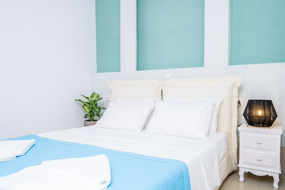 Фото Andronikis House