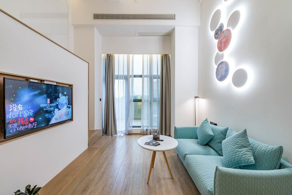 Фото Rezen Sunbow Hotel