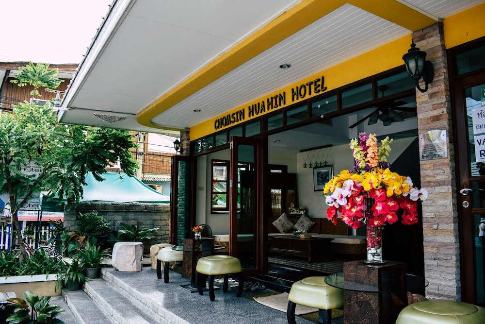 Фото отеля 1