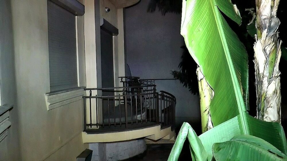 Фото Villa Courtyard