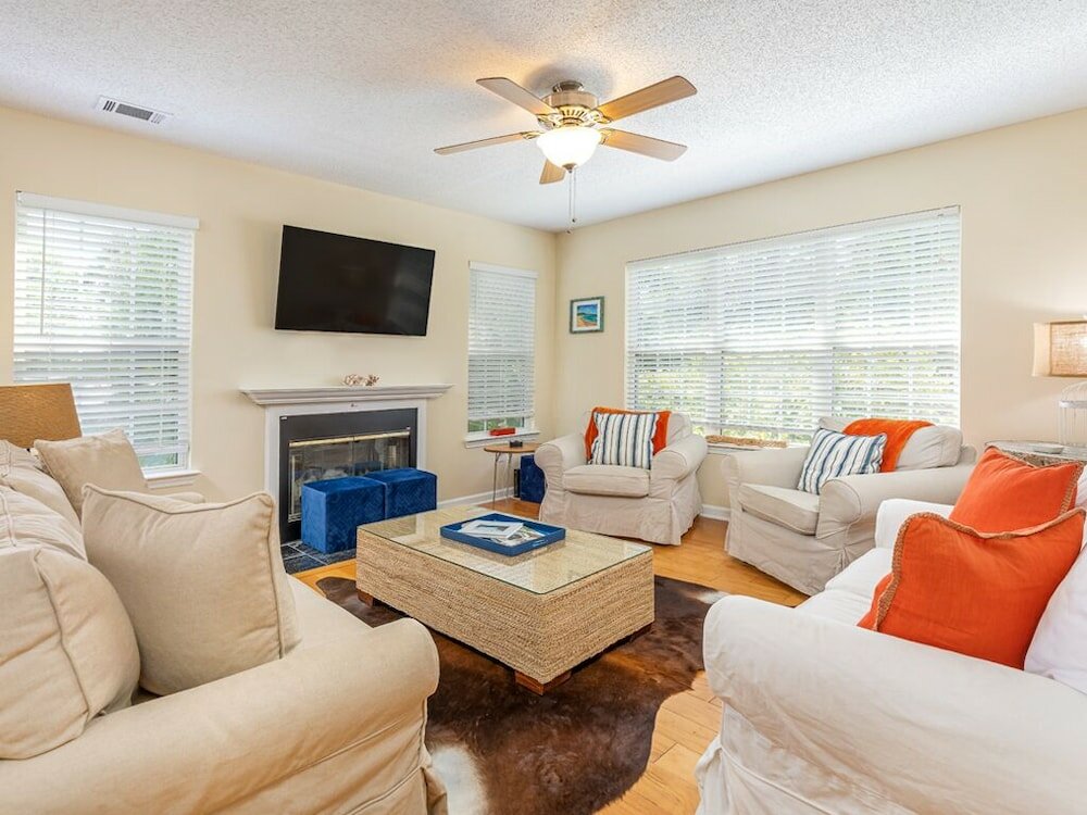 Фото The Flying Pigs Cottage