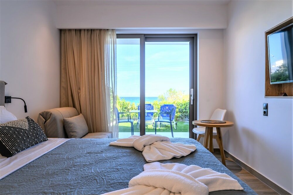 Фото Cubes On The Beach Athens airport