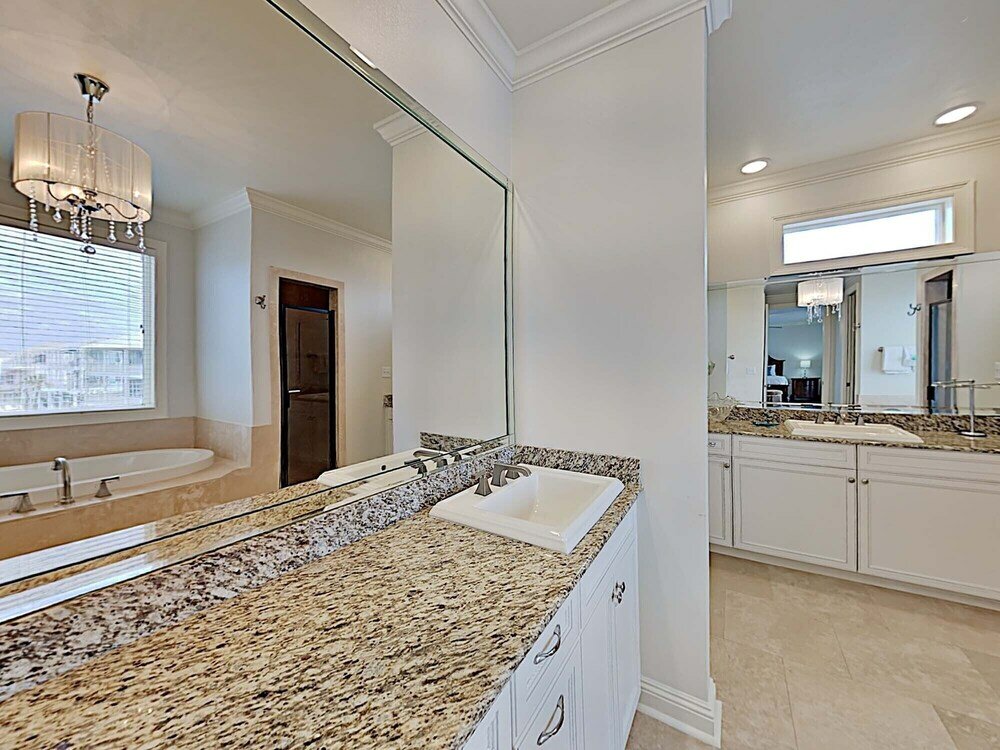 Фото Deja Blue Cove