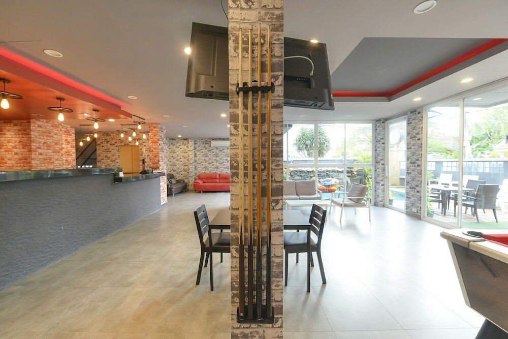 Фото Livit70's hotel & hostel