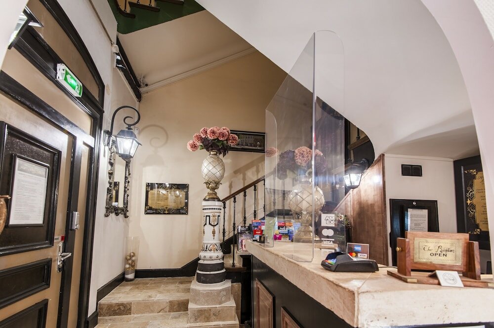 Фото Hôtel De Charme Le Provence