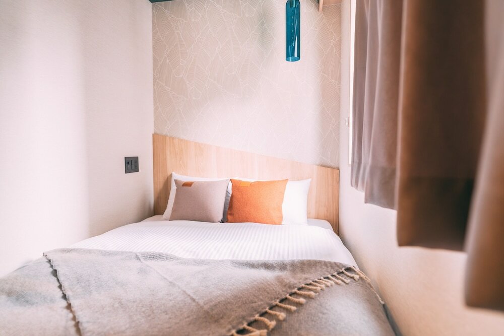 Фото R Hotel The Atelier Shinsaibashi East