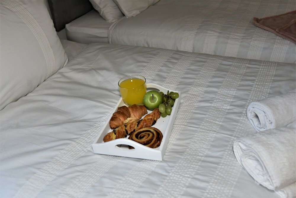 Фото Hughenden Garden Luxury Apartment