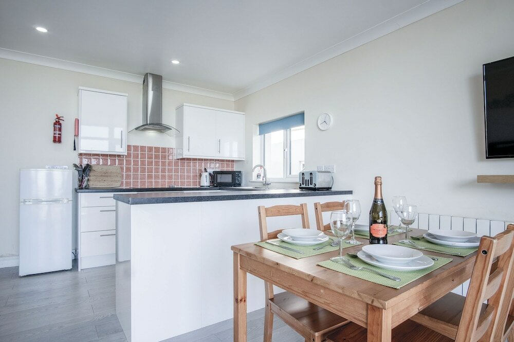 Фото Dunes End - 2 Bedroom Apartment - Pendine