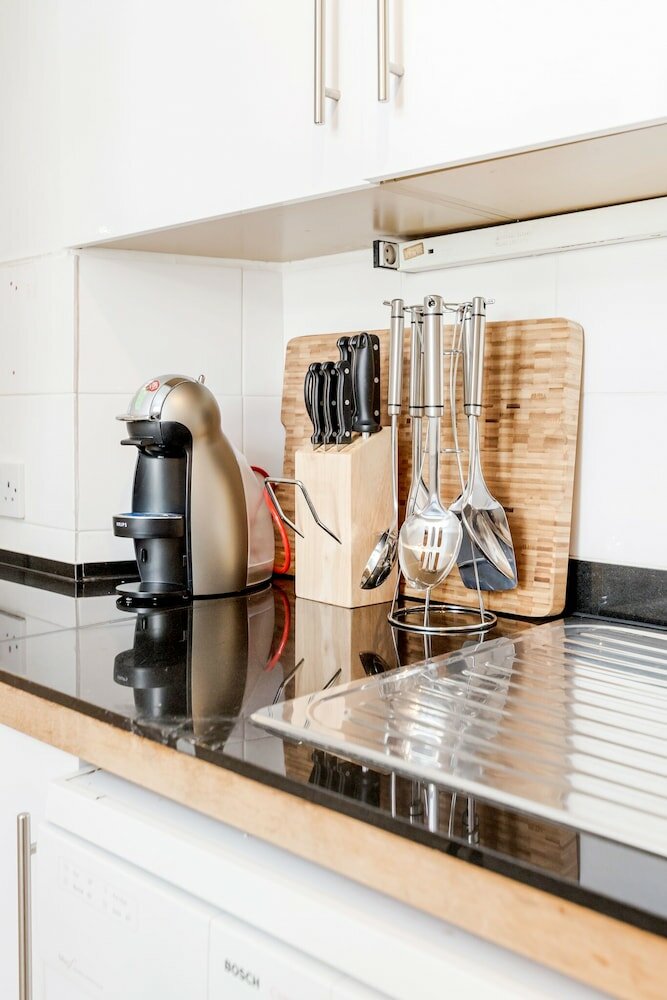 Фото Earls Court Road Apartments