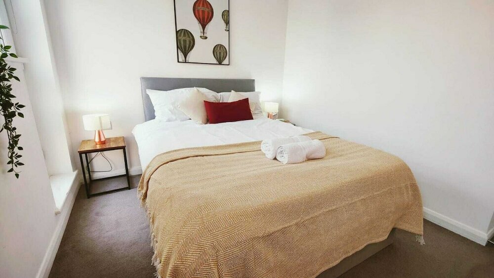 Фото Aldgate Flats in E1