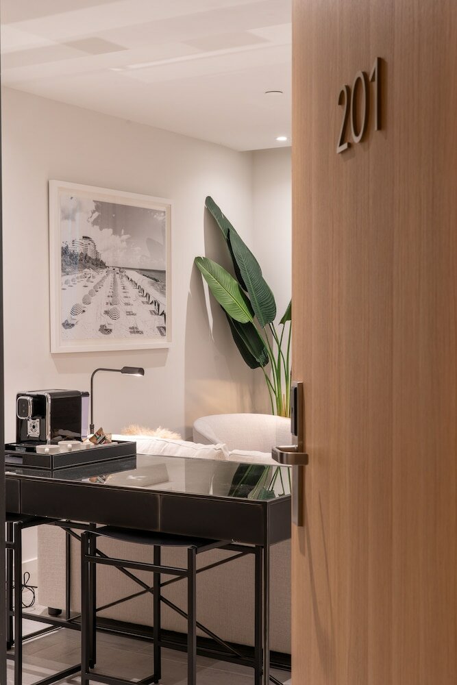 Фото Nassau Suite South Beach - an All Suites Hotel