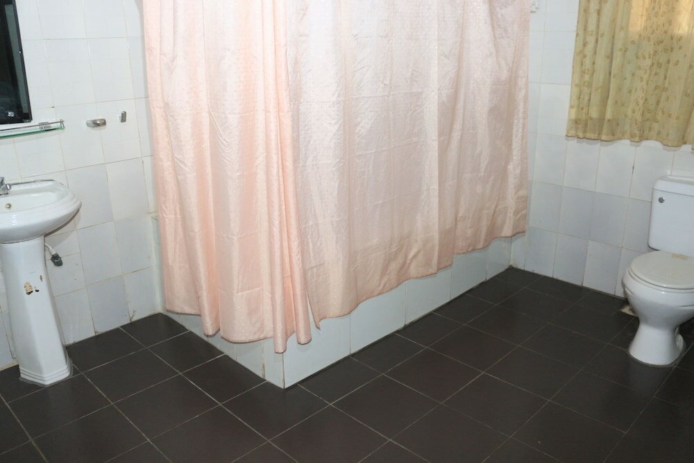 Фото Liz Ani Hotel Annex