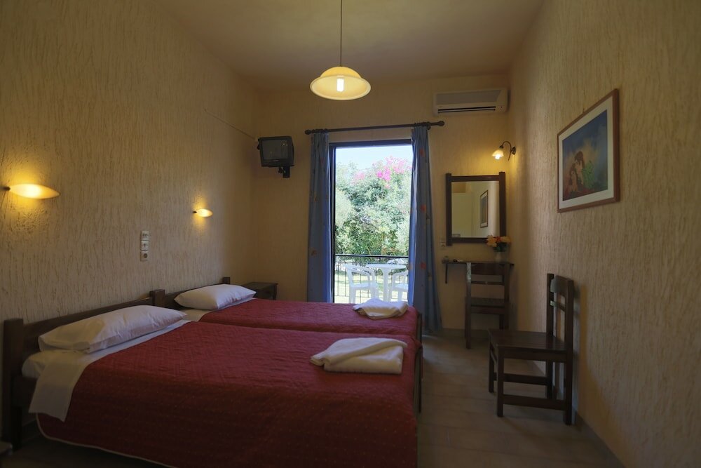 Фото Doras Zante Studios & Apartments