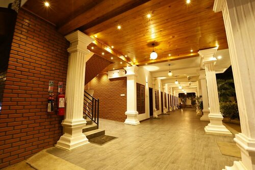Гостиница J Hotel в Джафне