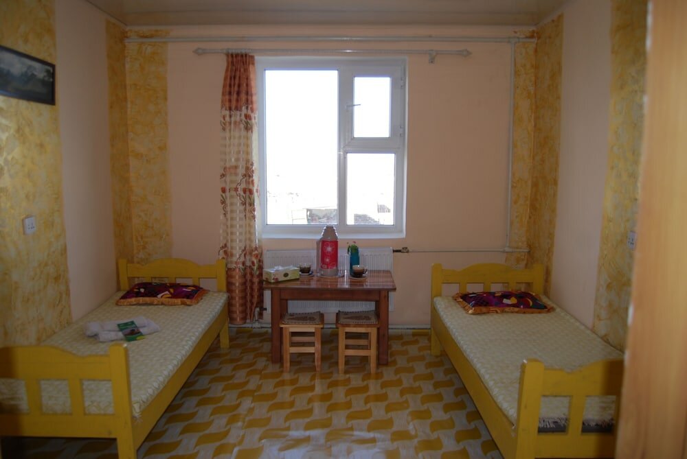 Фото Gaya's guesthouse