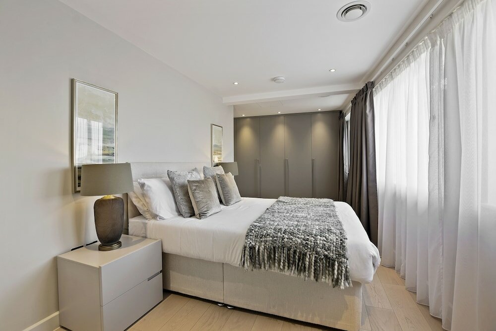 Фото Vauxhall Bridge Road by Q Apartments