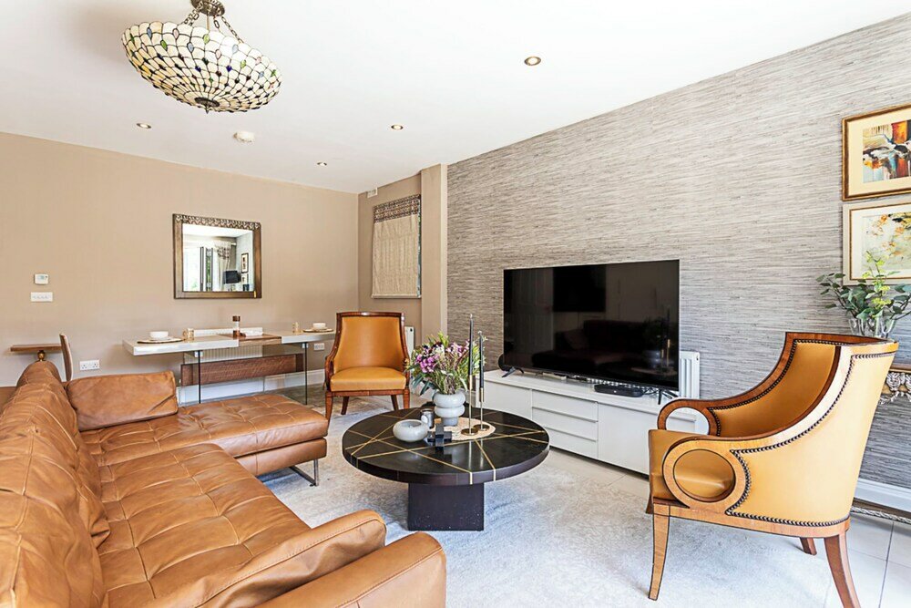 Фото Stunning Flat in the Heart of Parsons Green