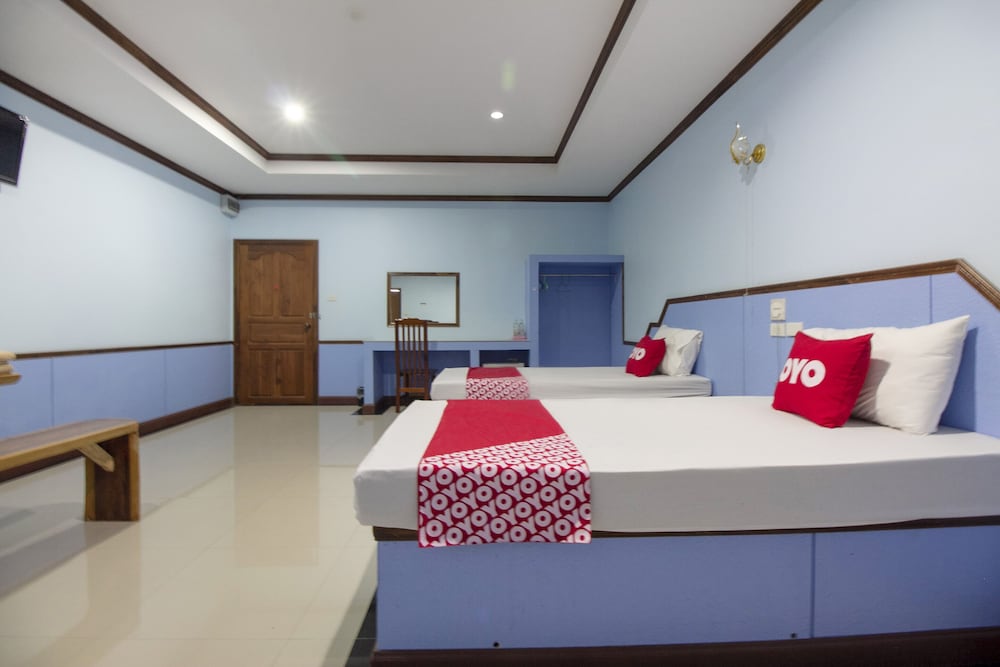 Фото Oyo 75334 Train Hotel