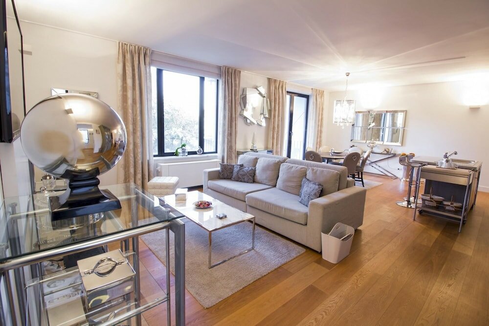 Фото Nh Brussels Louise