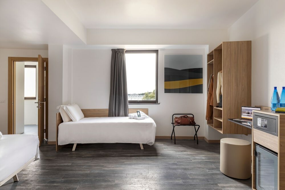 Фото B&b Hotel Pomezia Roma