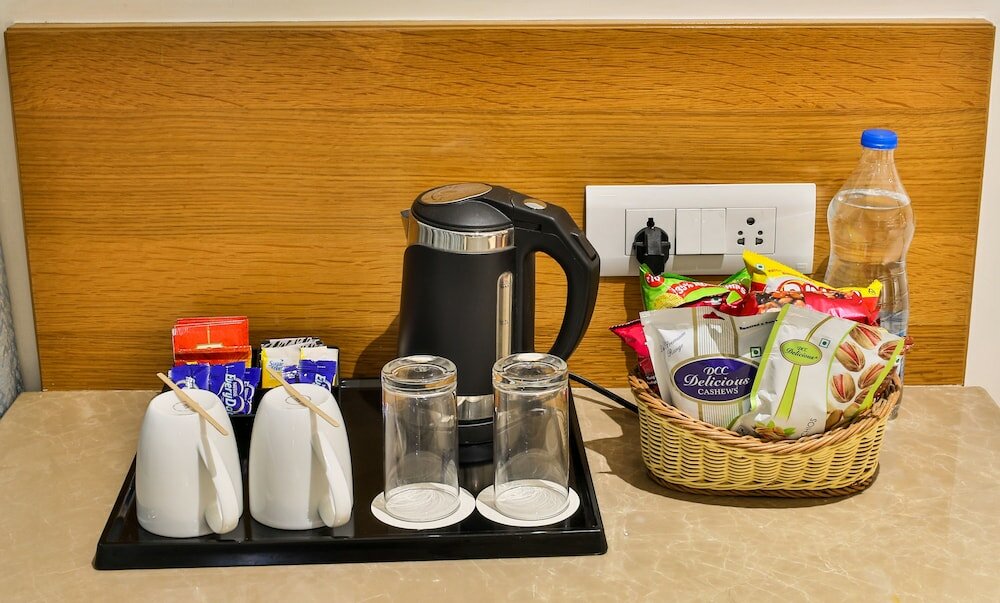 Фото Hotel Vbr Grand Inn