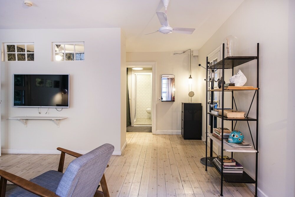 Фото The Churchill 4 - Into This Place