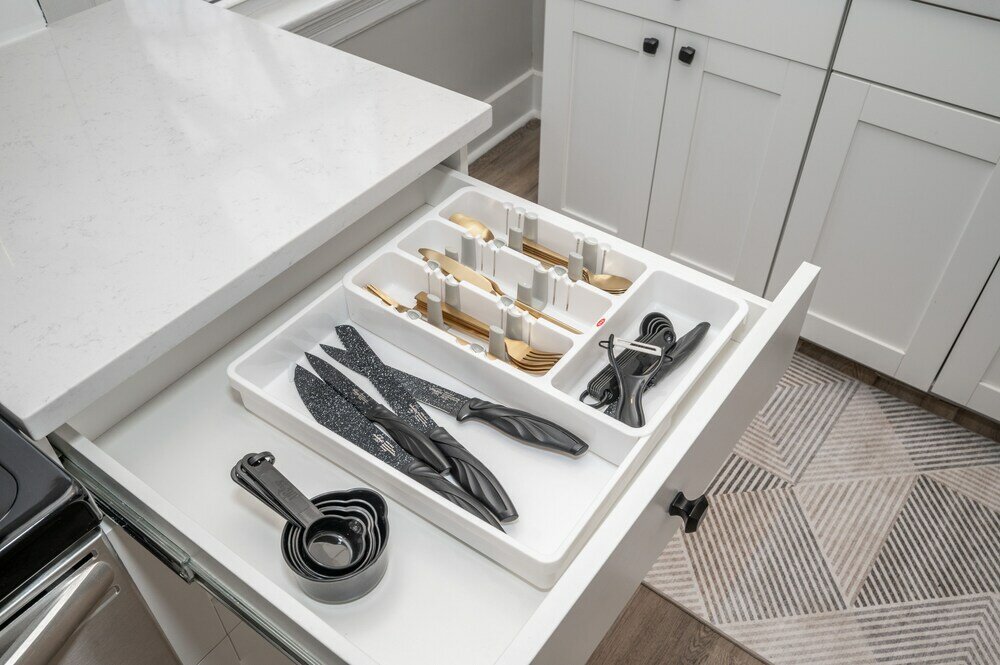 Фото The Luxe Spot Suites