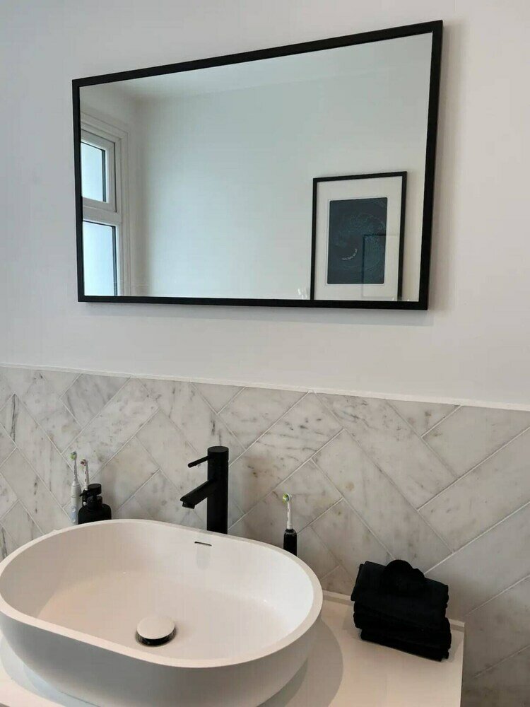 Фото Gorgeous 3 Bedroom Home in Quaint Southfields