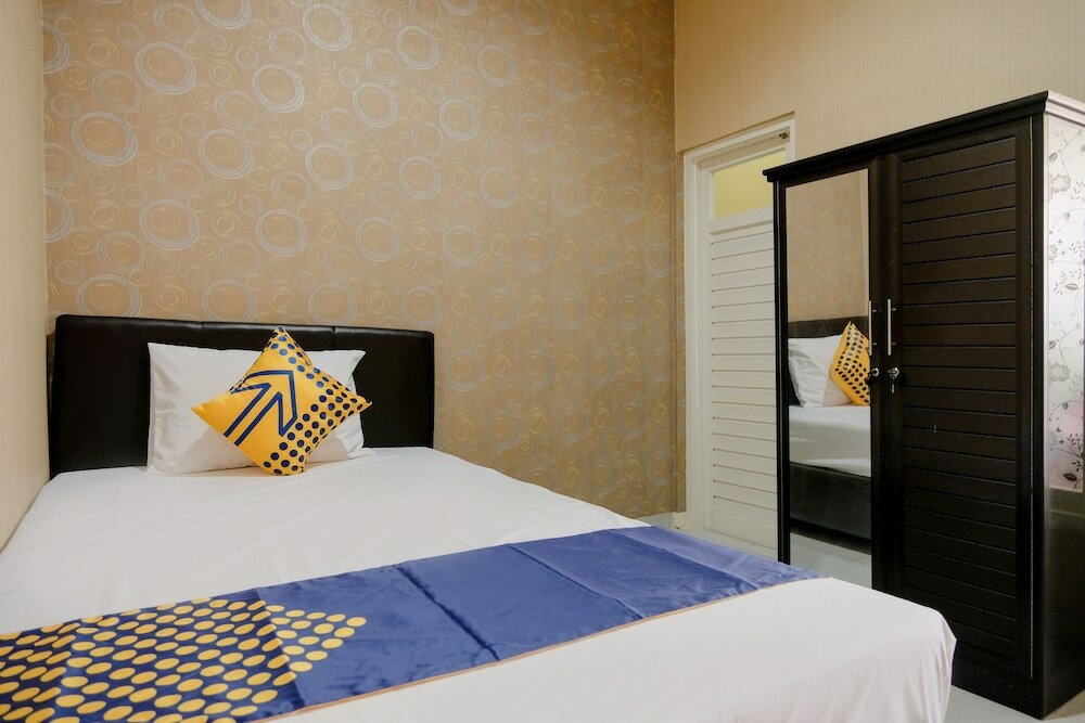 Фото Spot On 1878 Griya Bunda Family