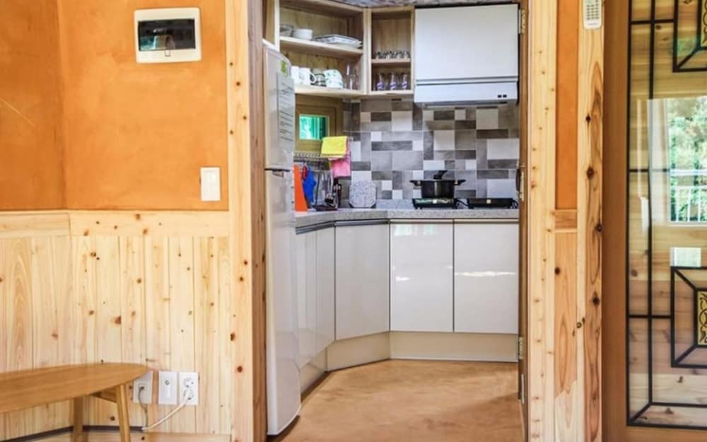 Фото Yeosu Hayanjeongwon Pension