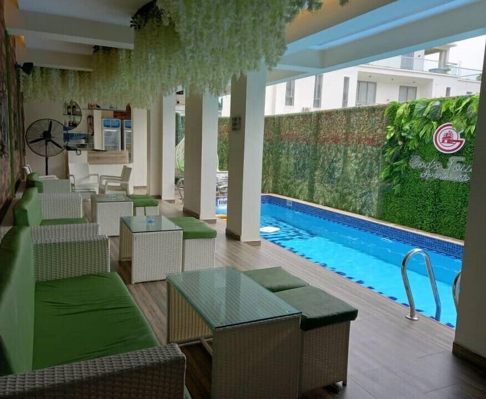 Фото God's Touch Apartment