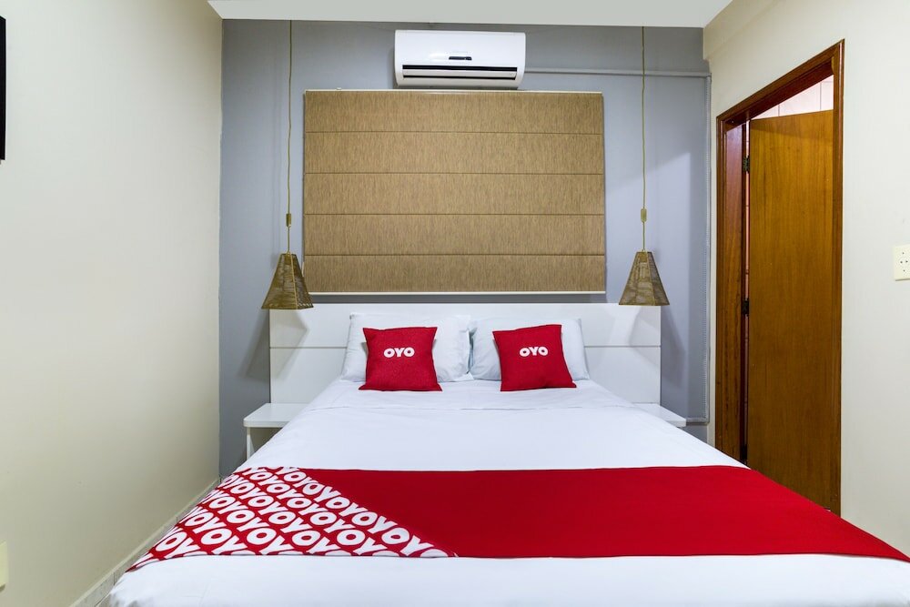 Фото Oyo Hotel VIA Universitária, Maracanã