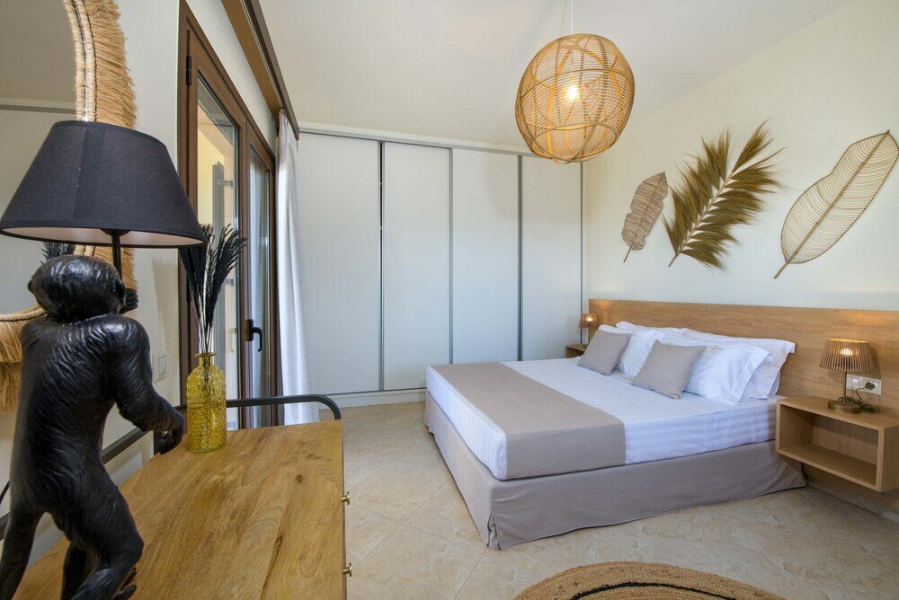 Фото EcoHome Villa